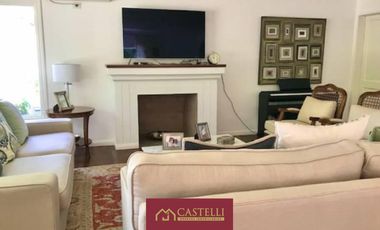 Casa de 5 dormitorios en Venta Ayres de Pilar