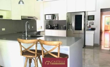 Casa de 5 dormitorios en Venta Ayres de Pilar