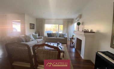 Casa de 5 dormitorios en Venta Ayres de Pilar