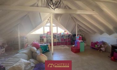 Casa de 5 dormitorios en Venta Ayres de Pilar