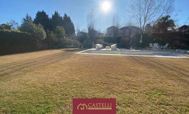 Casa de 5 dormitorios en Venta Ayres de Pilar