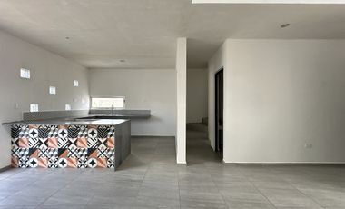 CASA EN VENTA EN EL ORIENTE