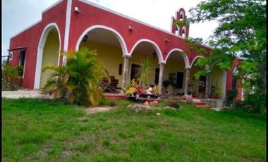 CASA TIPO HACIENDA  CON TERRENO