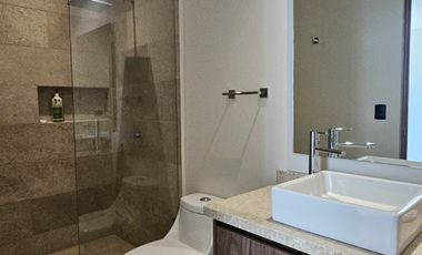 Departamento en Montebello, 3 Recámaras y Jacuzzi