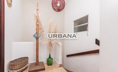 PH de 3 ambientes muy amplio en  Remedios De Escalada