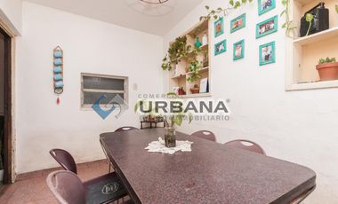 PH de 3 ambientes muy amplio en  Remedios De Escalada