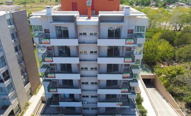 Departamento en venta de 3 ambientes en Altos de Sol, Berazategui