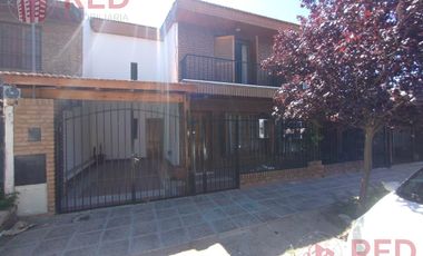 Vende Duplex 3 dormitorios  Barrio Santa Genoveva - Neuquén