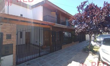 Vende Duplex 3 dormitorios  Barrio Santa Genoveva - Neuquén