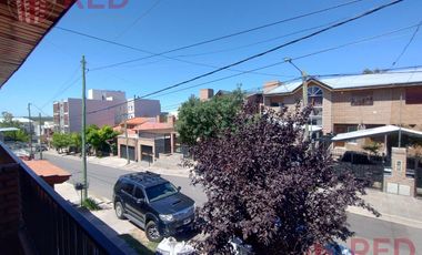 Vende Duplex 3 dormitorios  Barrio Santa Genoveva - Neuquén