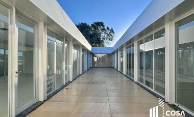 Local comercial en venta  Funes Santa Fe ubicación estratégica