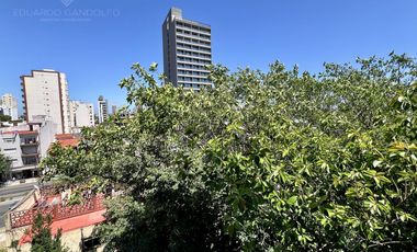 3 amb fte al FCGR, al centro Comercial y a mts de la Avda. Yrigoyen y del Super COTO!!