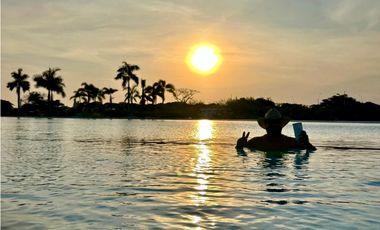 SE ARRIENDA APARTAMENTO AMOBLADO EN BAIA KRISTAL - CARTAGENA