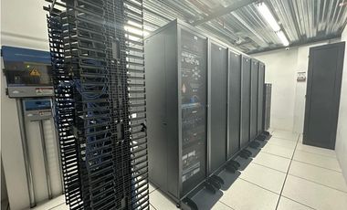 OFICINAS EN VENTA  PISO EDIF. TEMPO II - PARQUE DE LAS PALMAS