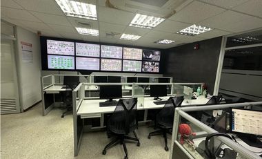 OFICINAS EN VENTA  PISO EDIF. TEMPO II - PARQUE DE LAS PALMAS