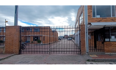 Funza Amplia Casa Super Bien Ubicada e Iluminada