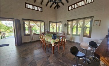 Venta de Finca - Casa Campestre en municipio de Rozo