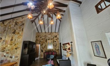 Venta de Finca - Casa Campestre en municipio de Rozo