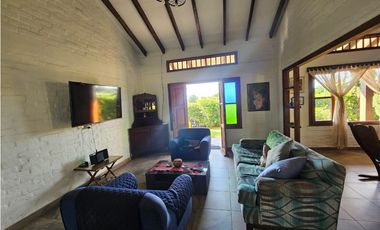 Venta de Finca - Casa Campestre en municipio de Rozo