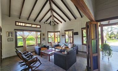 Venta de Finca - Casa Campestre en municipio de Rozo