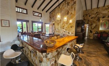 Venta de Finca - Casa Campestre en municipio de Rozo