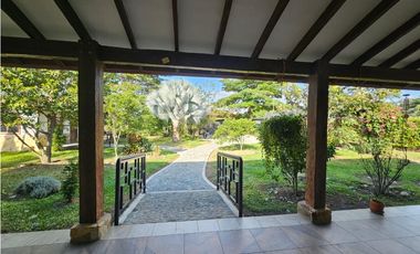 Venta de Finca - Casa Campestre en municipio de Rozo