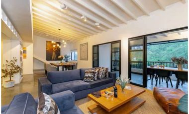 Penthouse amoblado en venta en Poblado Provenza