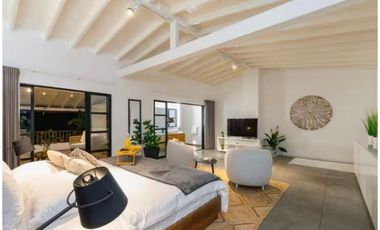 Penthouse amoblado en venta en Poblado Provenza