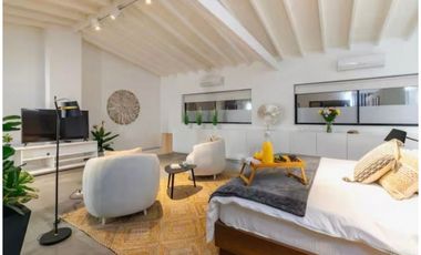 Penthouse amoblado en venta en Poblado Provenza