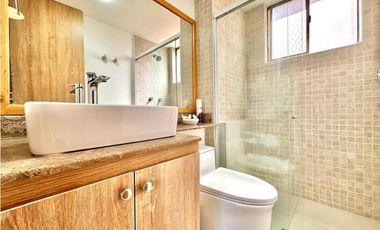 Apartamento cerca al tesoro para la renta amoblada, piso 18