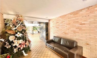 Apartamento cerca al tesoro para la renta amoblada, piso 18