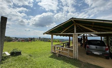 🌿 Finca Turística en Venta – Autopista del Café (Armenia – Pereira)
