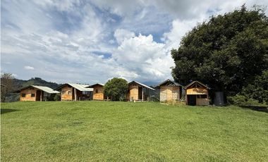 🌿 Finca Turística en Venta – Autopista del Café (Armenia – Pereira)