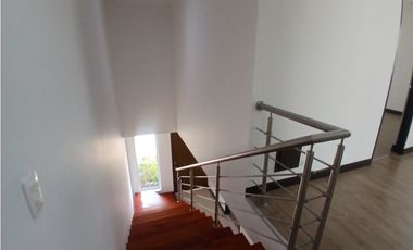 Casa en La Florida, Villamaría – 4 habitaciones, zona residencial