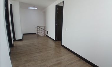 Casa en La Florida, Villamaría – 4 habitaciones, zona residencial