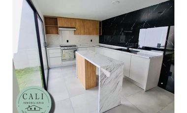 Se VENDE casa en Platinum Residencial, Mineral de la Reforma Hidalgo