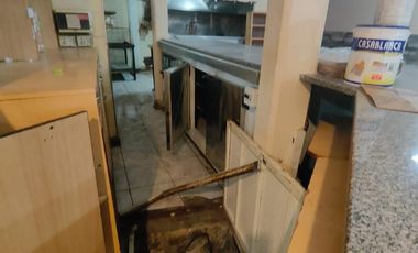 Local en alquiler. Pb y subsuelo. 145 mts. Apto todo rubro. Angel Gallardo y Drago. Villa Crespo