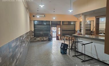 Local en alquiler. Pb y subsuelo. 145 mts. Apto todo rubro. Angel Gallardo y Drago. Villa Crespo