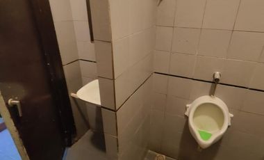 Local en alquiler. Pb y subsuelo. 145 mts. Apto todo rubro. Angel Gallardo y Drago. Villa Crespo