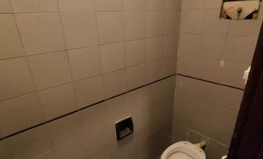 Local en alquiler. Pb y subsuelo. 145 mts. Apto todo rubro. Angel Gallardo y Drago. Villa Crespo