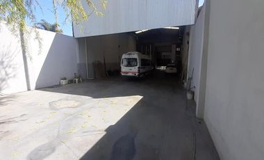 Oportunidad galpón /deposito comercial / tres oficinas a metros de Au del Oeste y puente Derqui.