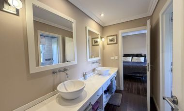 Venta Casa 7 ambientes en Barrio las Glorietas, Nordelta