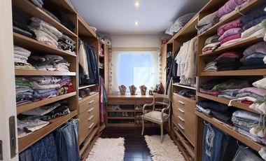 Venta Casa 7 ambientes en Barrio las Glorietas, Nordelta