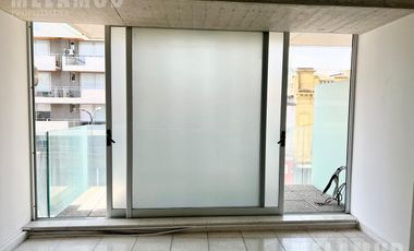 ALQUILER /  Monoambiente Colegiales/  Oficina o Vivienda / Seguridad 24HS