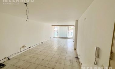 ALQUILER /  Monoambiente Colegiales/  Oficina o Vivienda / Seguridad 24HS