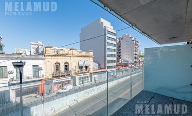 ALQUILER /  Monoambiente Colegiales/  Oficina o Vivienda / Seguridad 24HS