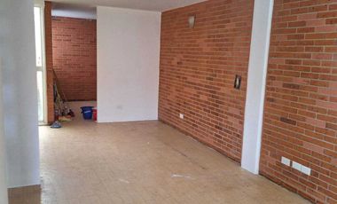 CASA EN VENTA CERCA DE UNIVERSIDAD POLITECNICA