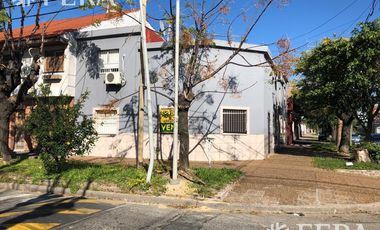 Venta de Departamento tipo casa PH 2 ambientes en Villa Dominico (24988)