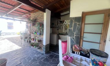 Casa en venta en calle 56 entre 28 y 29