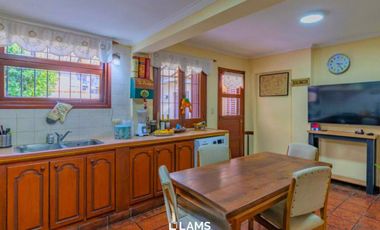 Alquiler Comercial/Porfesional - Casa 4 ambientes - Zona Guemes
